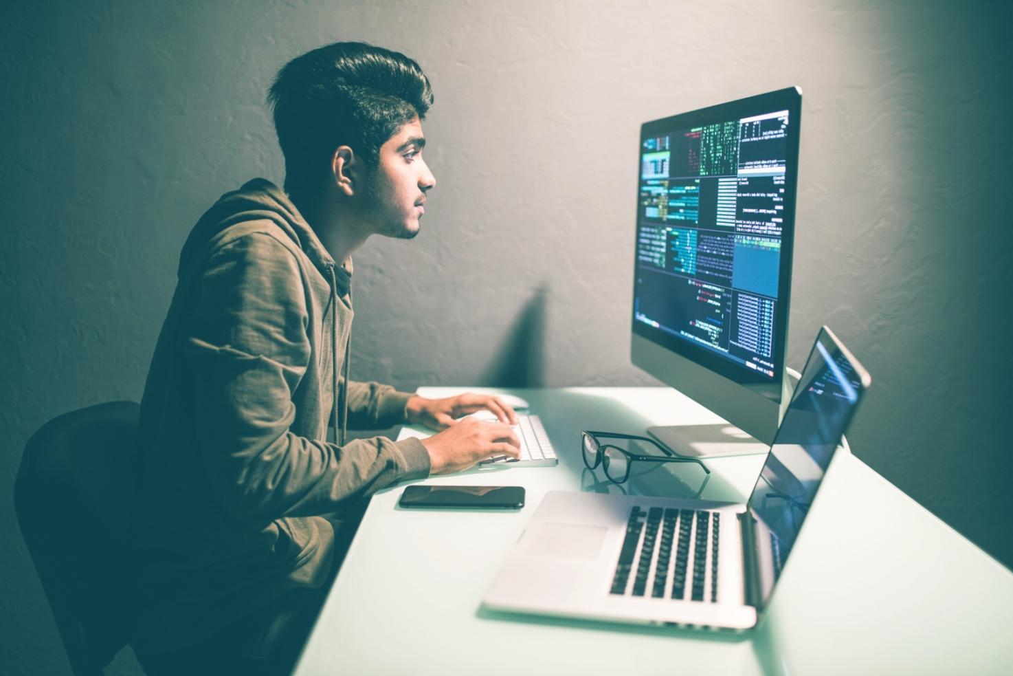 Learner working through an interactive scoring model assignment